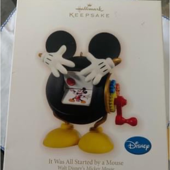 Hallmark Disney Ornament - Picture 5 of 6